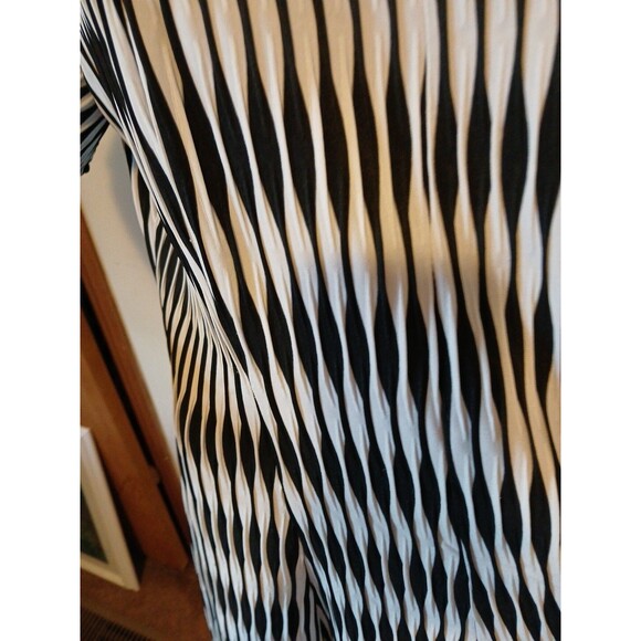 Danny & Nicole Black & White Aztec Cold Shoulder  Fit & Flare Dress Womens 16 - Picture 5 of 16